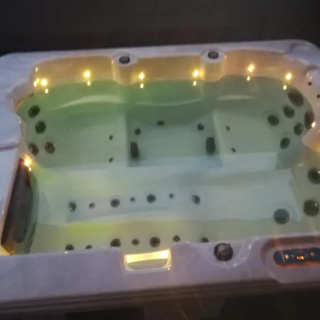 Bed & Breakfast Nueva Jacuzzi Relax & Mountain Palamos